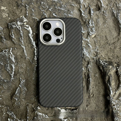 Magnetic Carbon Fiber Pattern Drop-resistant Mobile Phone Protective Case 3bca6d67 0e16 41d4 b863 561cc2ee73fb 1ba23a42 9521 