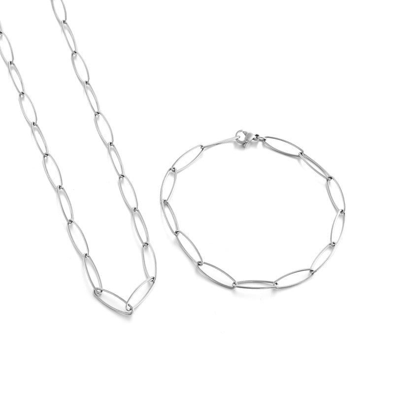 European And American Style Fashion Simple Titanium Steel Oval Ring Clavicle Chain Necklace 3c00edfc d57d 4561 82cd fed579461