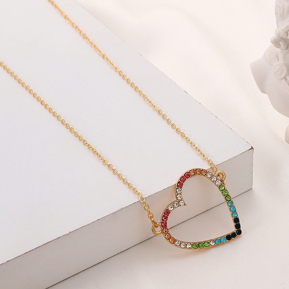 European And American Simple Colored Loving Heart Necklace Ins Fashion Hollowed-out Peach Heart 3c4becb3 04fd 4200 91d0 26760