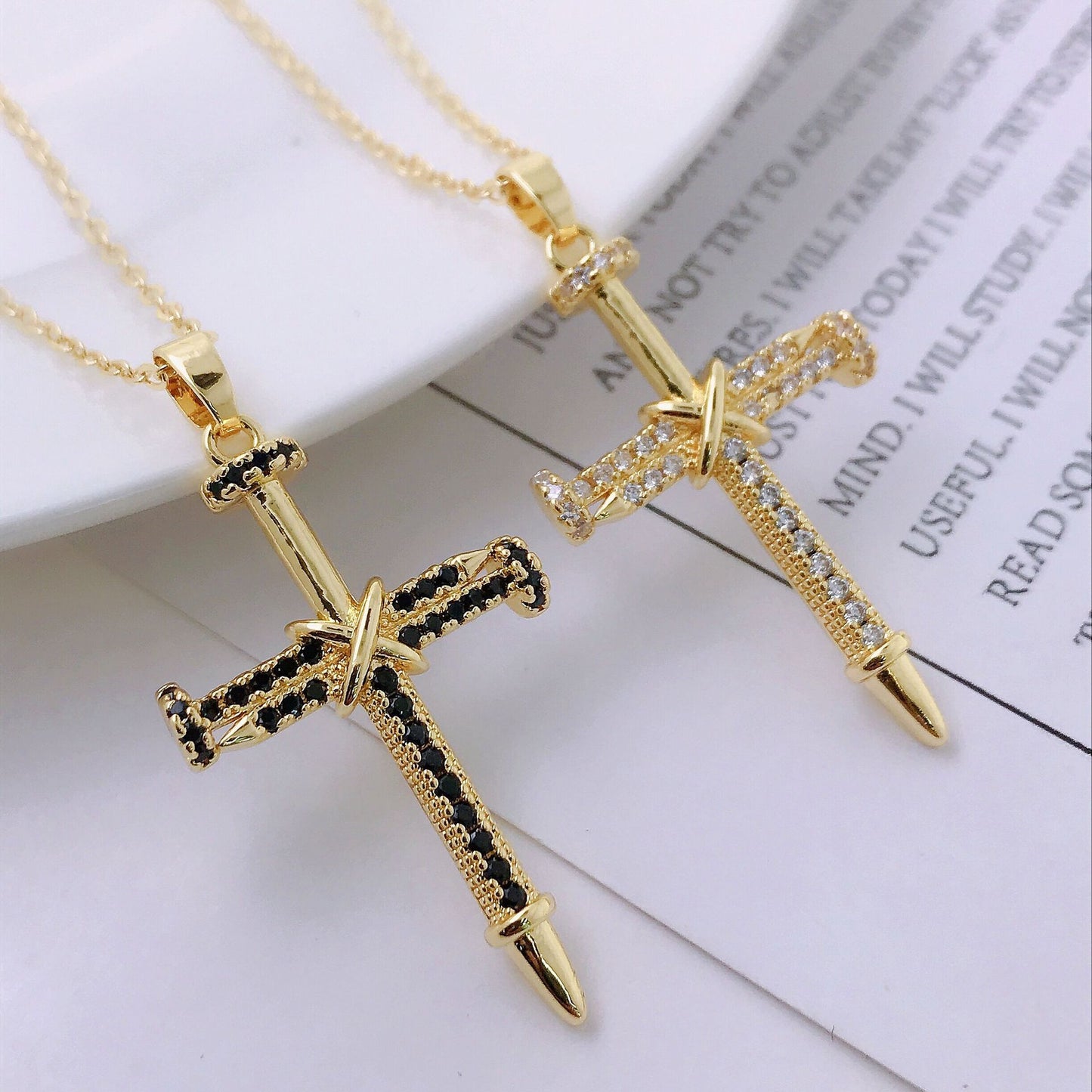 14K Gold Personality Hip Hop Clavicle Chain Nail Cross Necklace Pendant - HD Wireless Product #1
