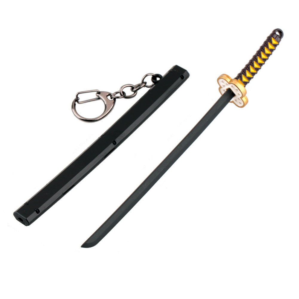 Japanese Wheel Knife With Sheath Sword Weapon Model Metal Keychains 3f674e52 06bf 4986 952a 2c456628e0e0
