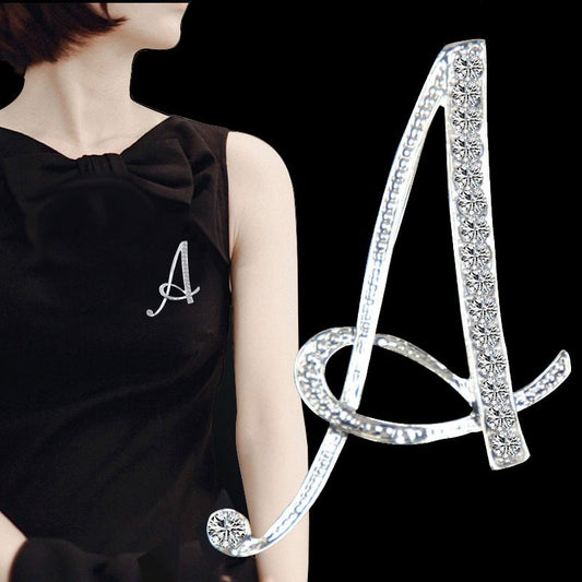 English letter brooch with diamonds 400899223296