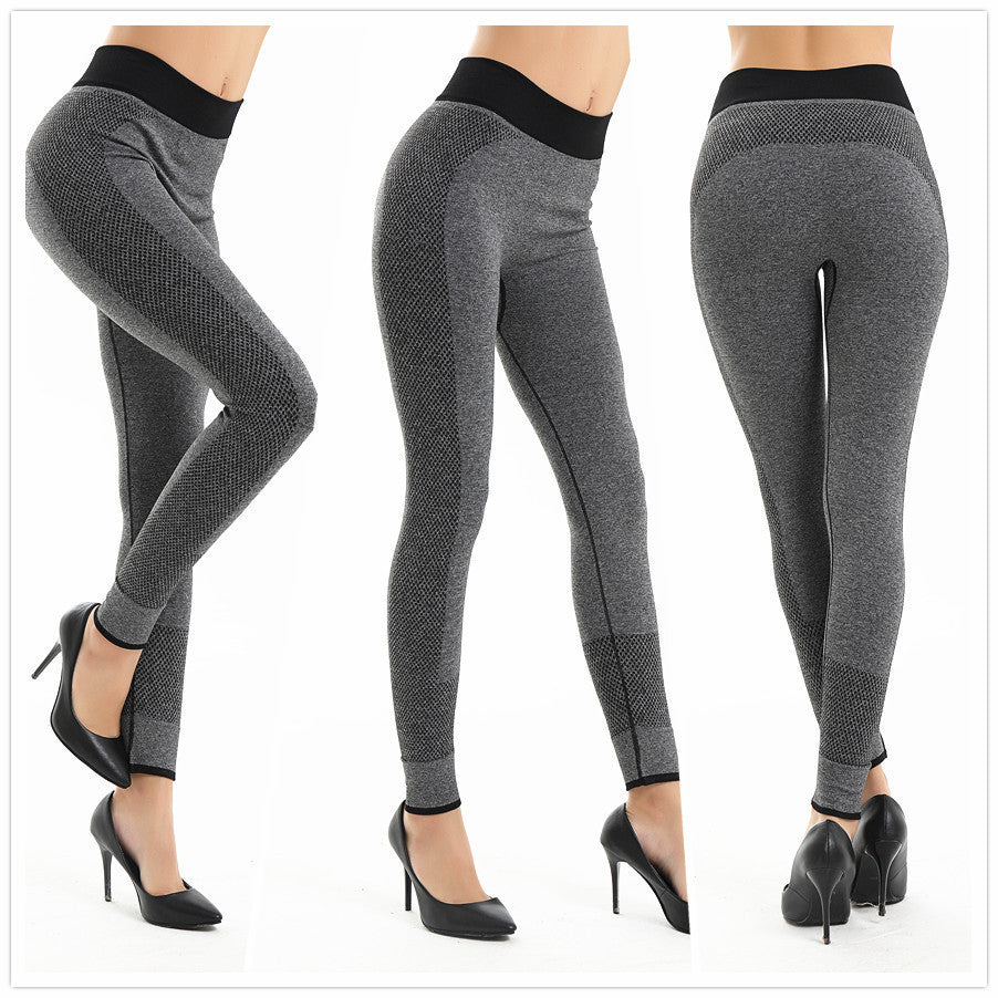 Cross border, European and American sports Yoga Pants outdoor fitness running speed dry tight nine points to beat underpants 