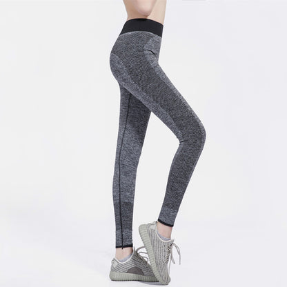 Cross border, European and American sports Yoga Pants outdoor fitness running speed dry tight nine points to beat underpants 