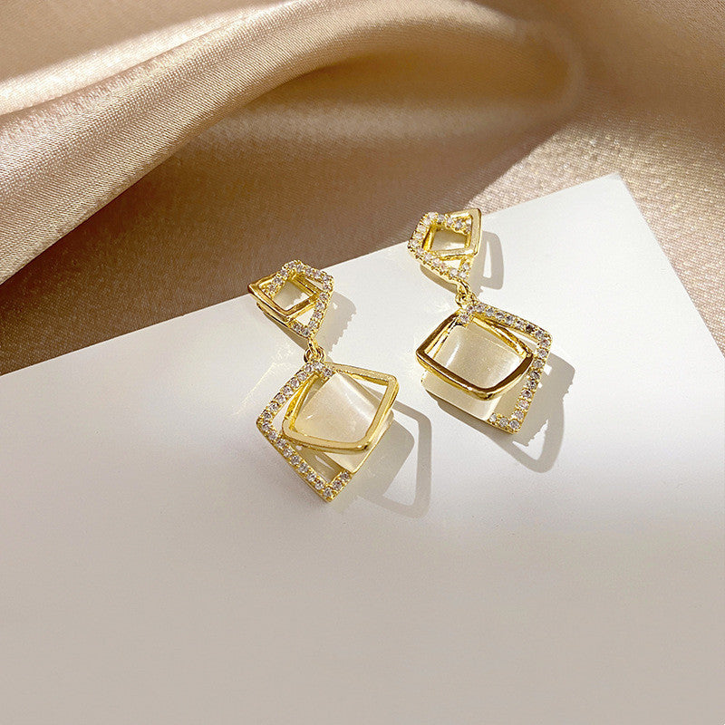 Earrings New Trendy Cold Wind Net Red Earrings 4062366f bf07 4fd8 996c 4bb4a3c0fafa