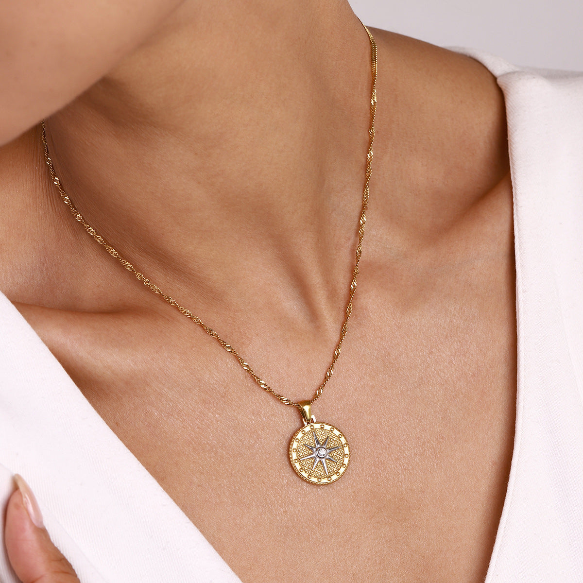 Parker Gold Star Pendant Necklace