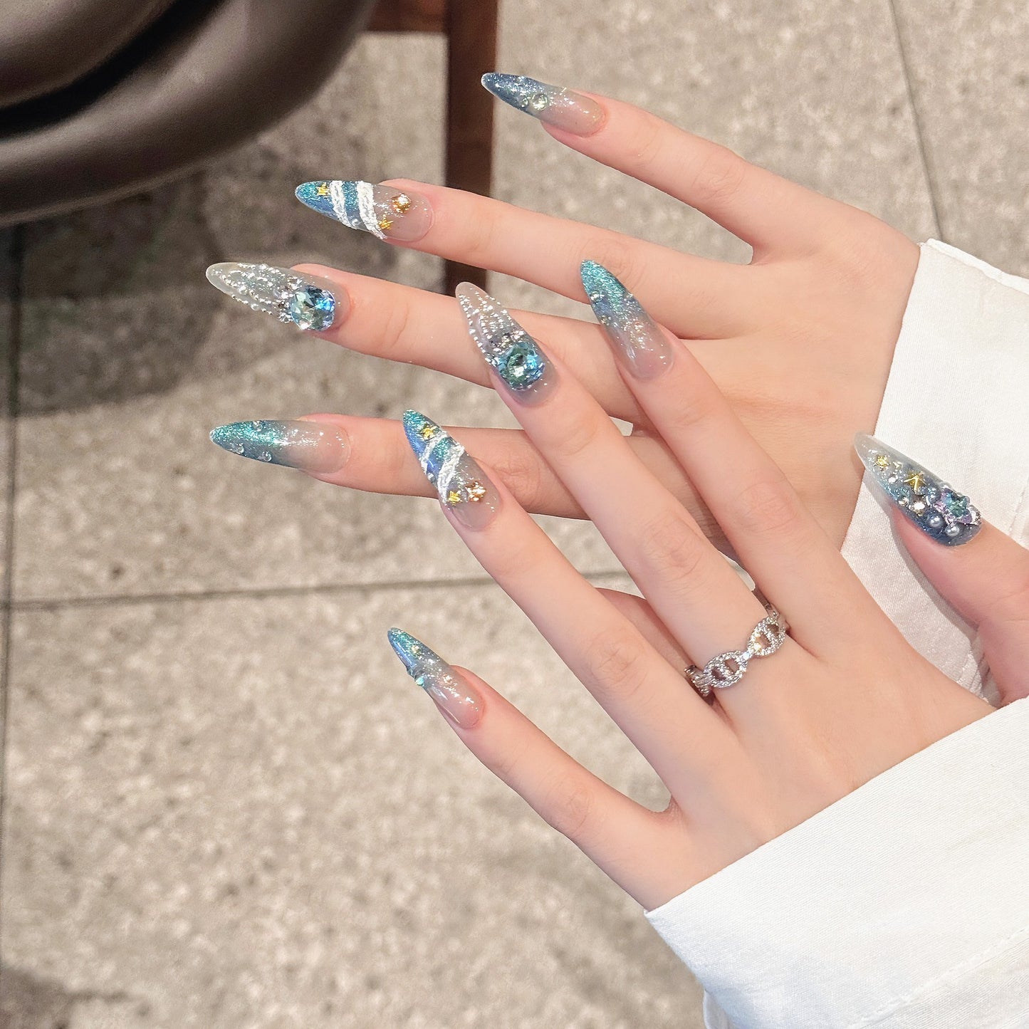 Angel Feather Haze Blue Gray Cat Eye Fairy Shiny Manicure 45087fce c984 4b44 b1e5 01813e18b5ca