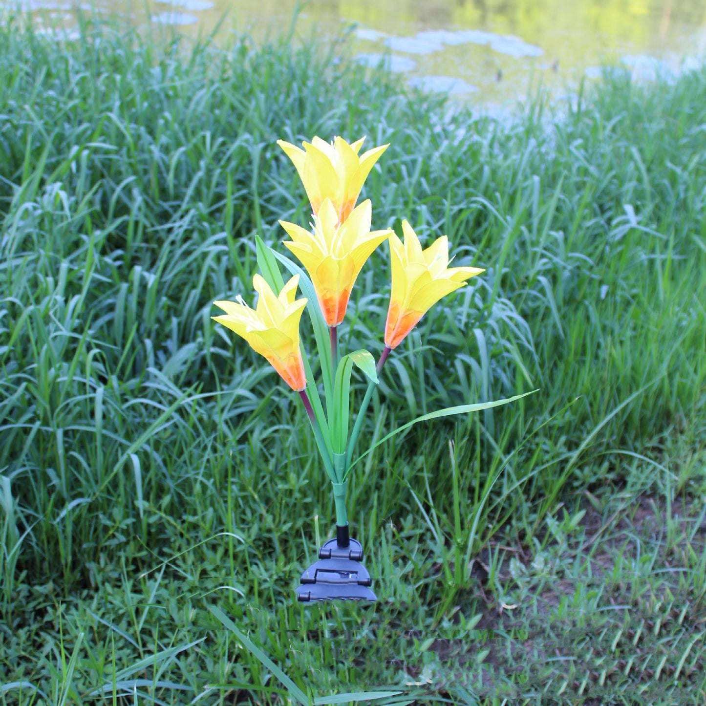 Solar Lily Colorful LED Artificial Lantern 454699e5 444a 464d bcdb 87e7ab07ff65