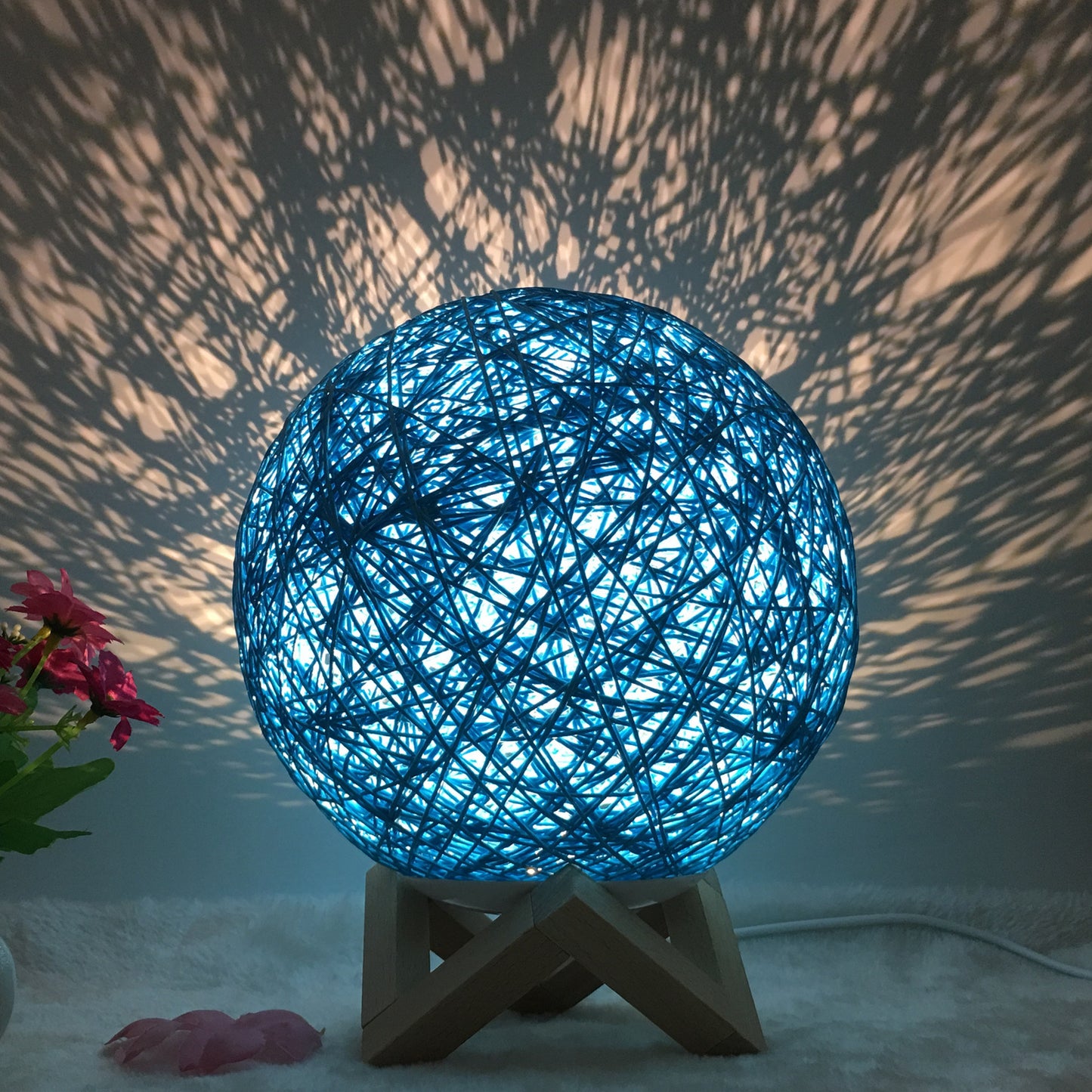 Amazon Hot Selling Creative Linen Table Lamp Novel and Unique LED Intelligent USB7 Color RGB16 Color Remote Control Rattan Ba