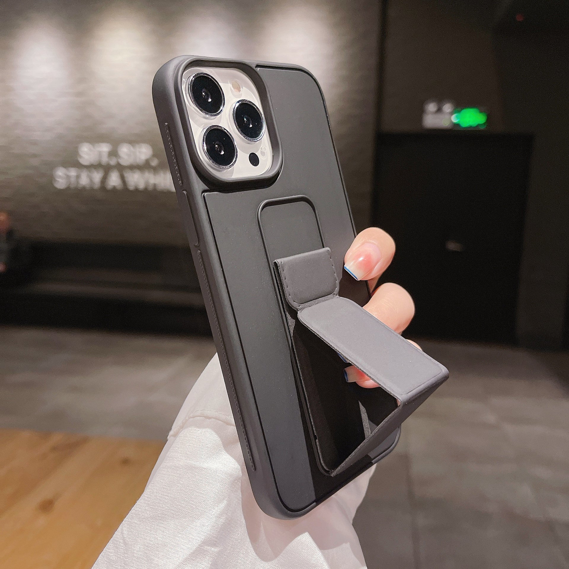 Folding Bracket Phone Case Drop-resistant 457463df c2bb 4cee 8143 63747376be56