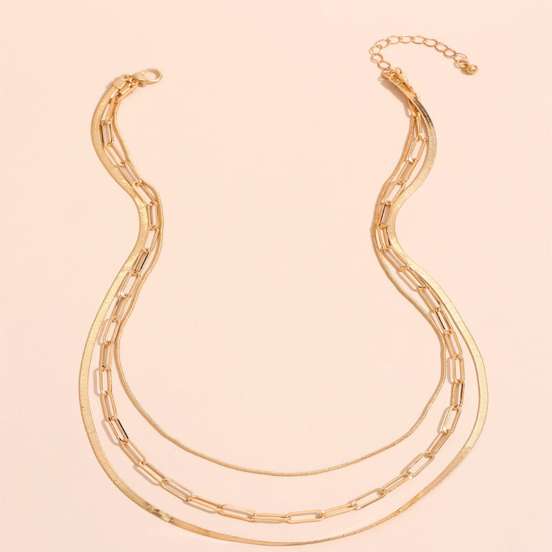 Simple And Fashionable Solid Color Metal Irregular Clavicle Chain 45e0cee0 5204 406b 8000 df5eac7297e7