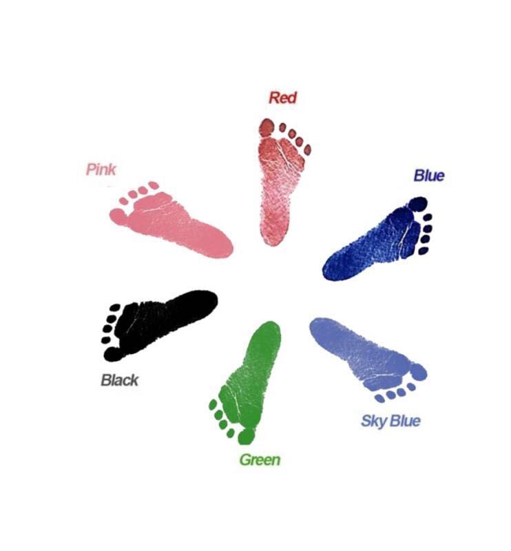 Baby hands and feet with oil 469519030099