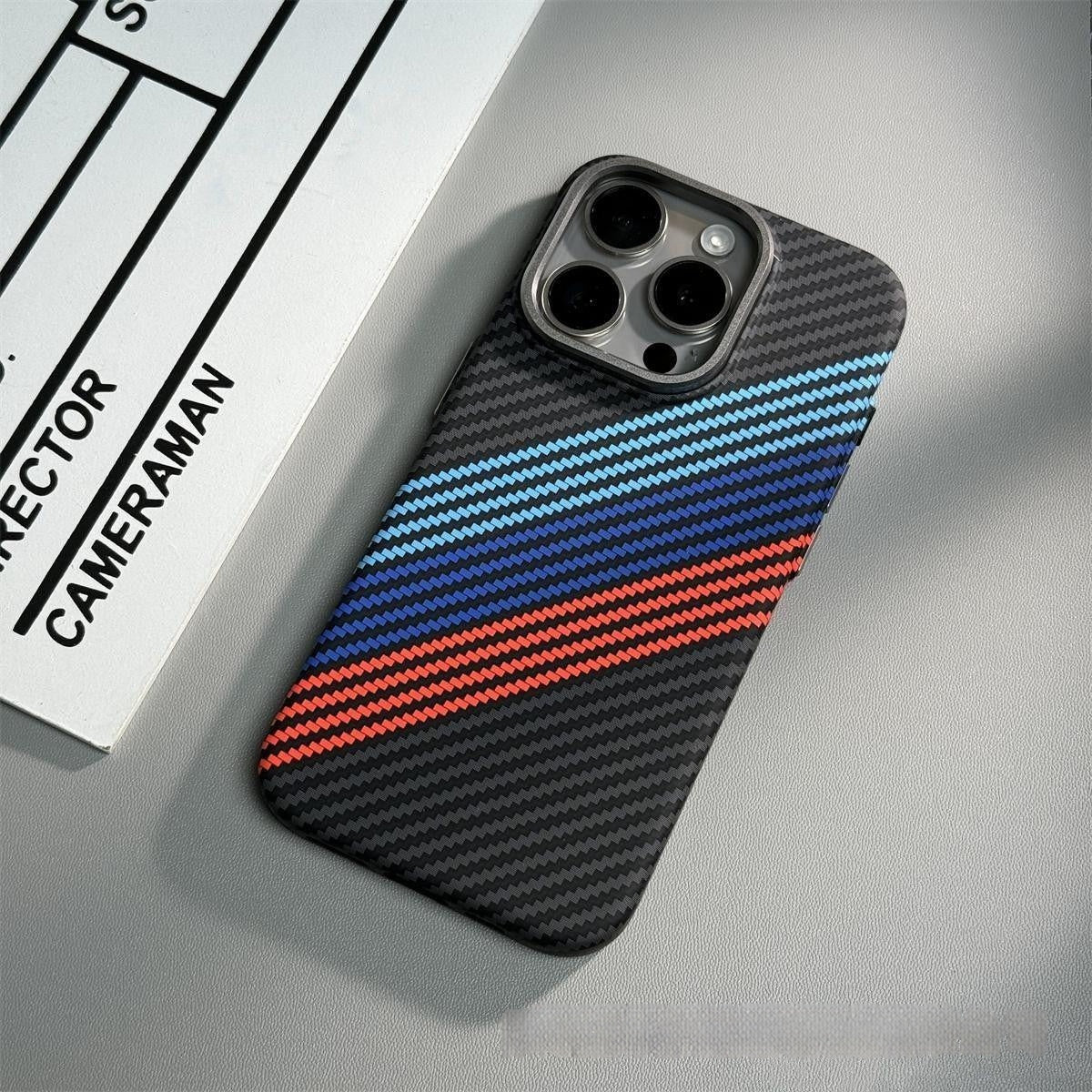 Magnetic Carbon Fiber Pattern Drop-resistant Mobile Phone Protective Case 47fe52d1 a76f 4bd6 a3bd 9913fae1ad31 49a7aaf3 999a 
