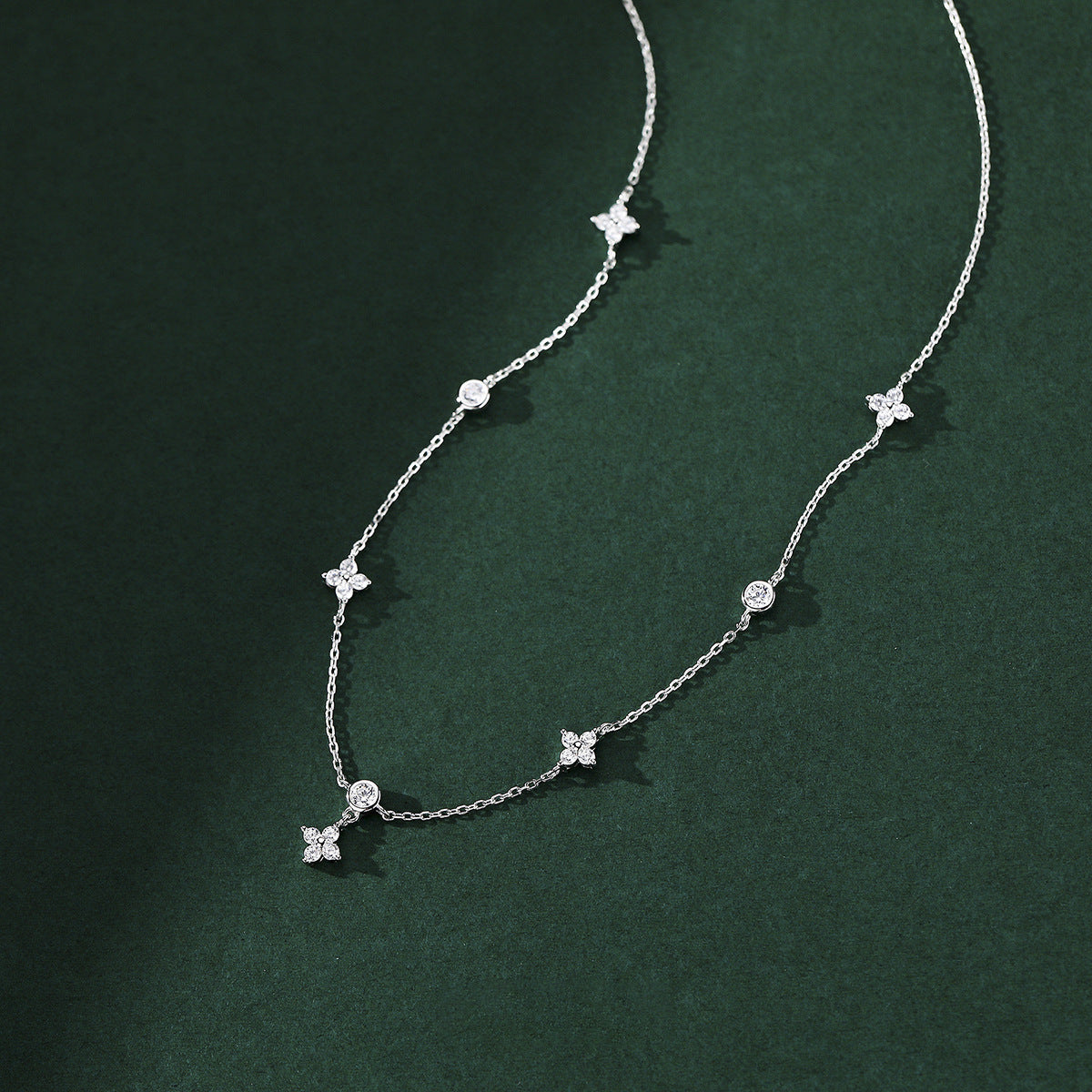 High-grade Four-leaf Flower 925 Sterling Silver Necklace Female 48522dfe b044 4111 9831 843822ecf7a6