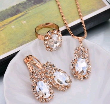 Europe And The United States Personalized Water Drop Color Diamond Necklace, Earrings, Rings Set, Shiny High-end Bridal Jewel