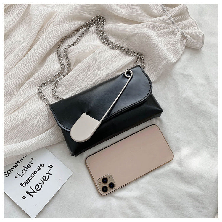 Pin chain shoulder bag 495786402566