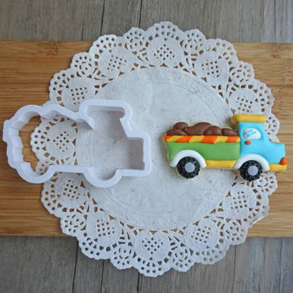 Various Plastic Cake Decorations For Excavator Waterwheel 49785bd1 f348 414b 8084 30f055807c34
