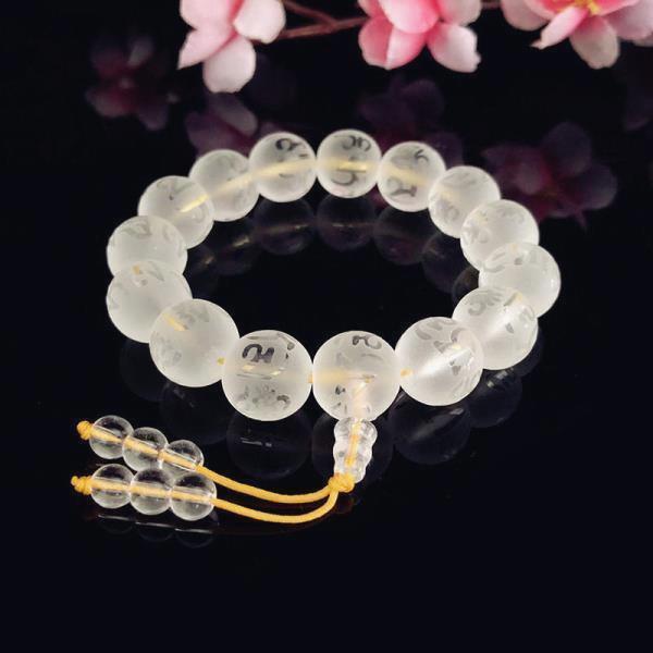 White Crystal Bracelet For Men And Women 4a18bc55 e42e 40de 8456 a5dc755f19ab