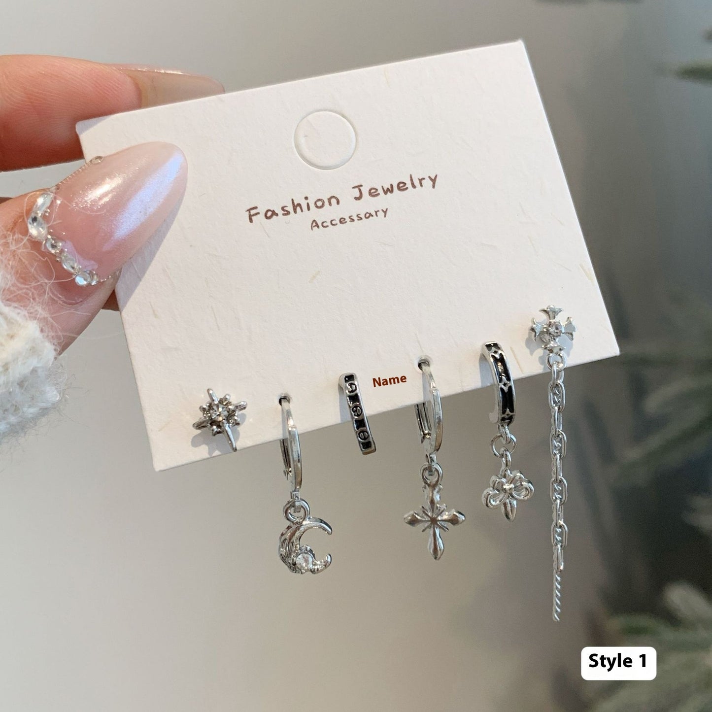 Minimalist Personality Love Butterfly Ear Clip Suit Female 4abda9b6 984e 48c1 b6c8 aeba2fad1328 trans