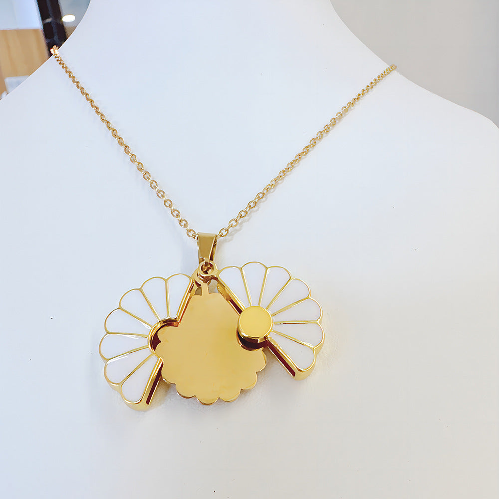 Daisy Stainless Steel Blank Inscription Necklace SUNFLOWER Gold Pendant Drop Oil Chrysanthemum Necklace 4ad3f73a 2d99 4ac0 bf