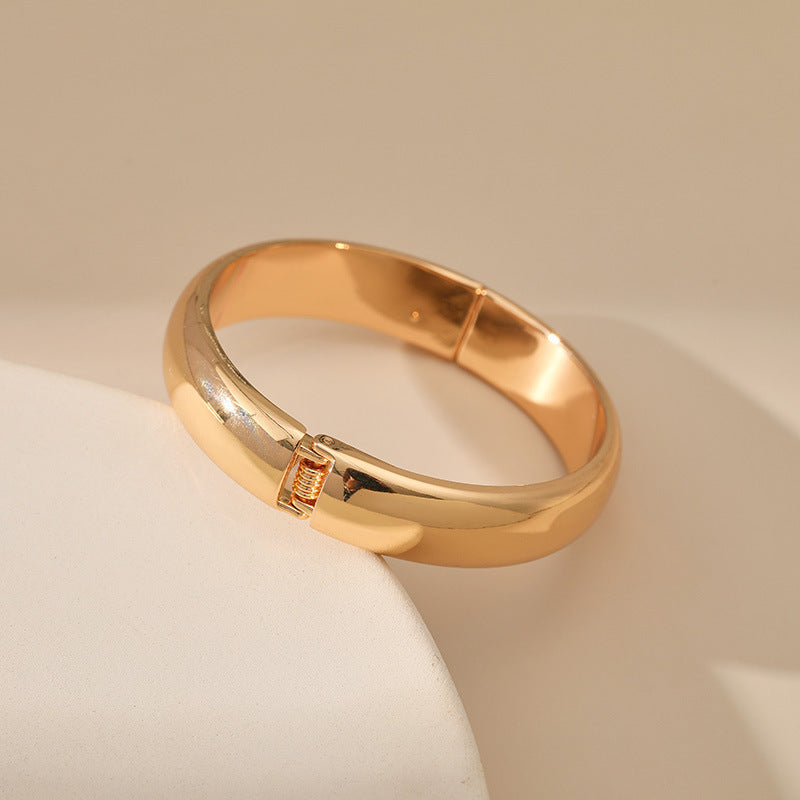 Fashion Office Lady Style Creative Glossy Round Ladies' Bracelet 4b6cb0b5 ed71 4981 81aa 355d62578500