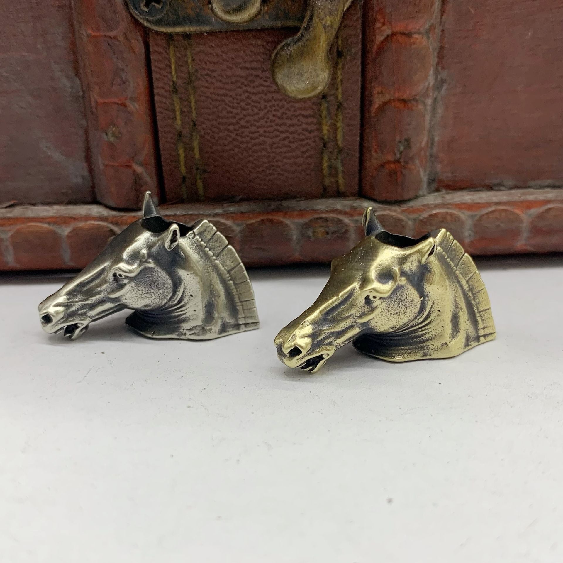 Brass Zodiac Horse Head Pendant White Copper Horse Small Pendant Mongolian Style Personality Parachute Cord Pendant Clothing 