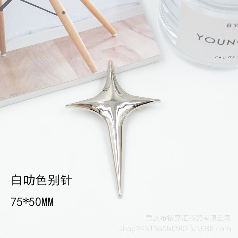 Metal Simplicity Ins Style Temperament Brooch Accessories 4e3cafc5 7b2d 454d 9b25 7e9a8ea2f246