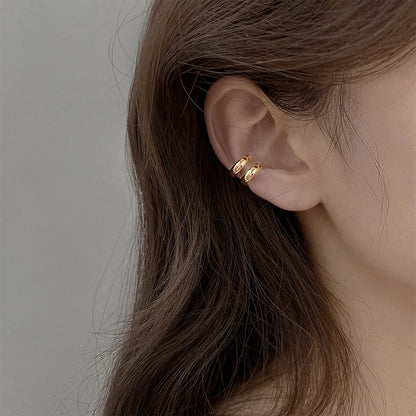 Women's Simple Design Small Ear Clip 4e5cc050 6f6d 45b1 9933 d8c4877021ba