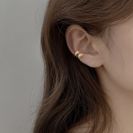 Women's Simple Design Small Ear Clip 4e5cc050 6f6d 45b1 9933 d8c4877021ba