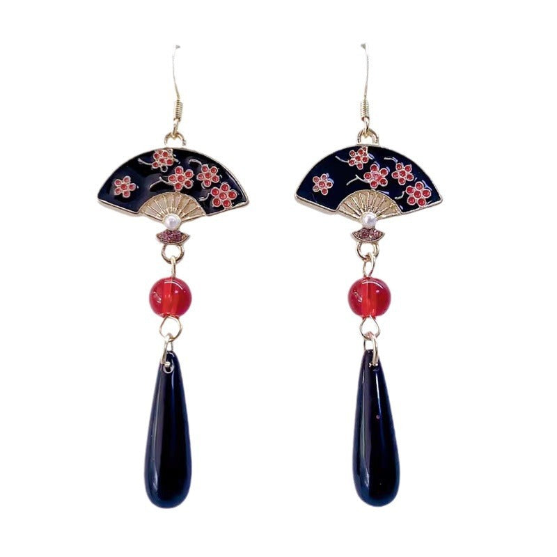 Chinese Style Retro Plum Blossom Scallop Earrings Women's New Chinese Style 4e939a3e d562 4f92 9493 d330af404915
