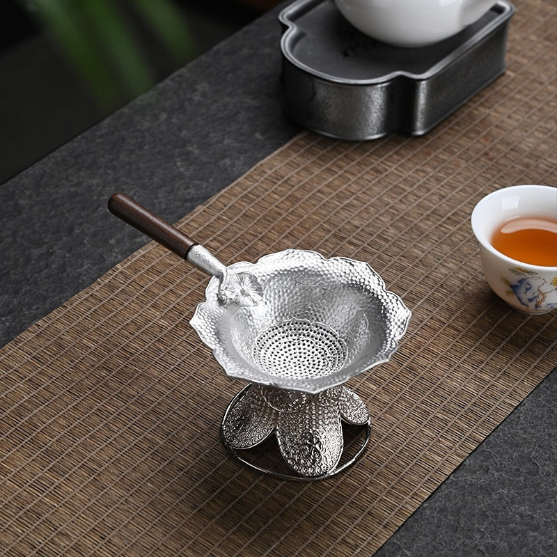 Creative Tea Strainer Tin Tea Funnel Pure Tin Tea Set 4f7148e5 fb0c 470b bba8 37591768c496 trans