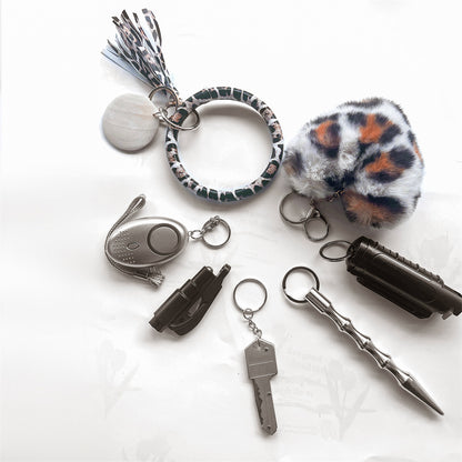 Love Hair Ball Key Knife Bracelet Self-defense Suit 4fcaa393 894a 47dd 945a 8b5252ee0f7a