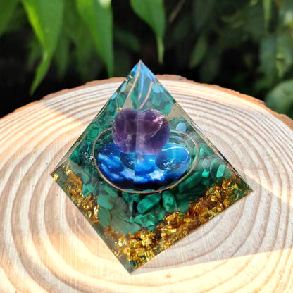 Crystal Ball Pyramid Crystal Gravel Epoxy Home Desktop Handmade Ornaments 51106382 7d75 49f3 92f2 6f99c73acbc7