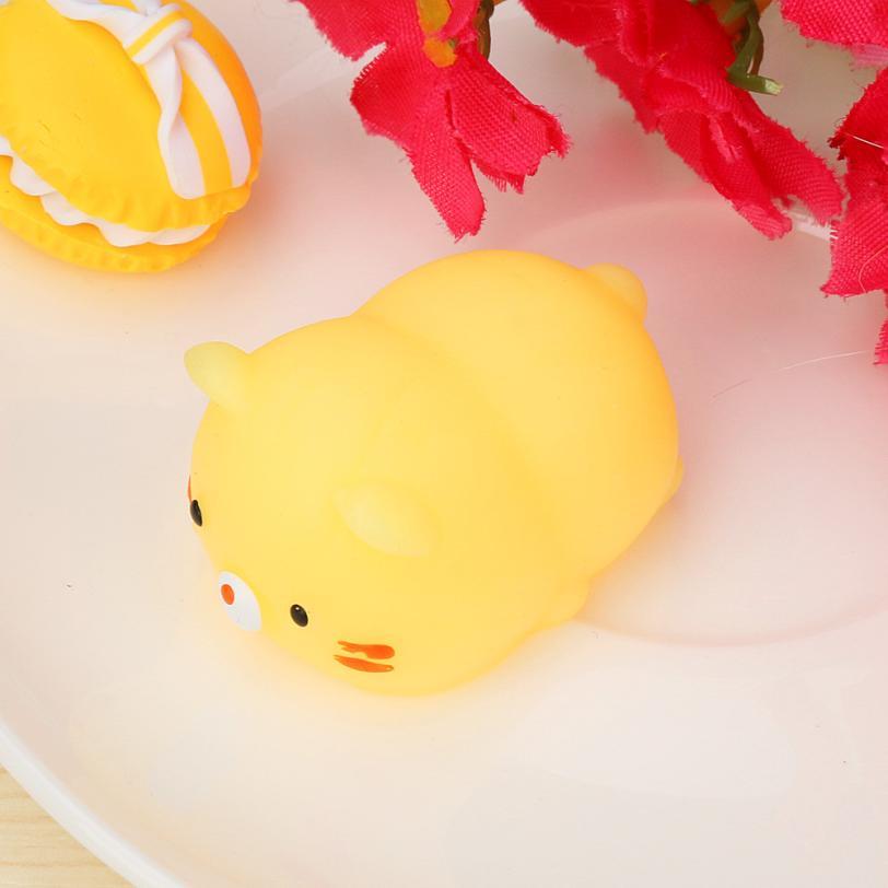 Decompression animal small toys 512704544680