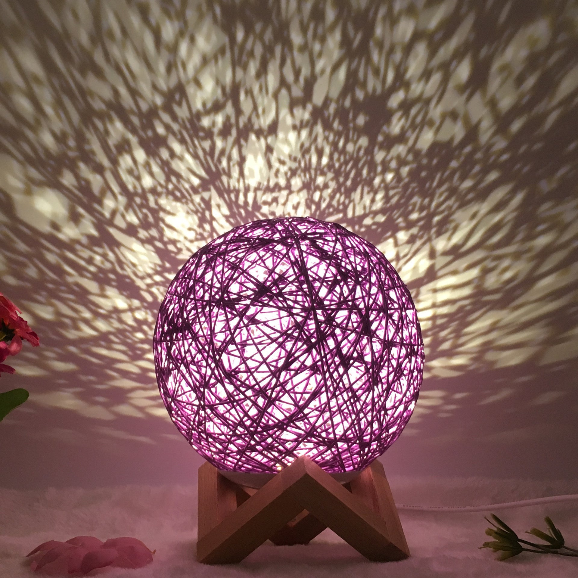 Amazon Hot Selling Creative Linen Table Lamp Novel and Unique LED Intelligent USB7 Color RGB16 Color Remote Control Rattan Ba