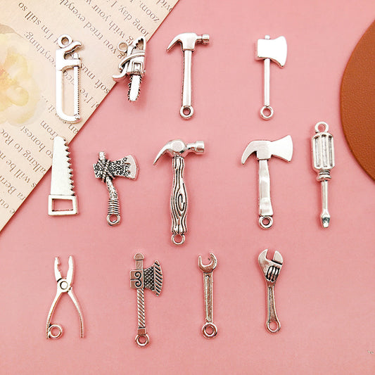 Alloy Decoration Accessories Household Tool Screwdriver Wrench Axe 51529de1 b087 4ce1 8ad8 2df2eba4e069