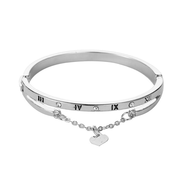 Simple Temperament Alloy Love Heart Fashion Accessories Get Girlfriends Birthday Gift Free 5623a188 86ea 440c 95f0 1790c84a3e
