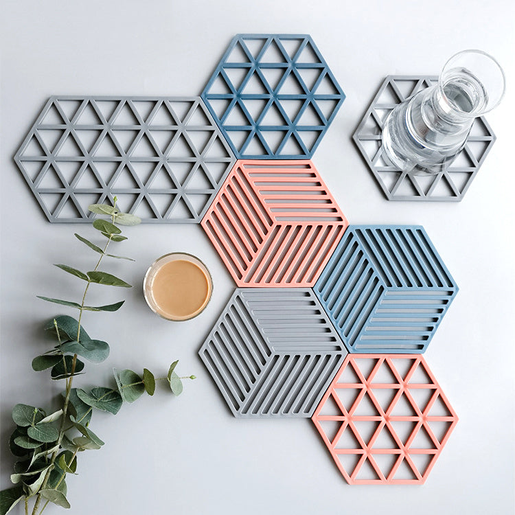 Hexagonal anti-scalding pot coaster 562795675679