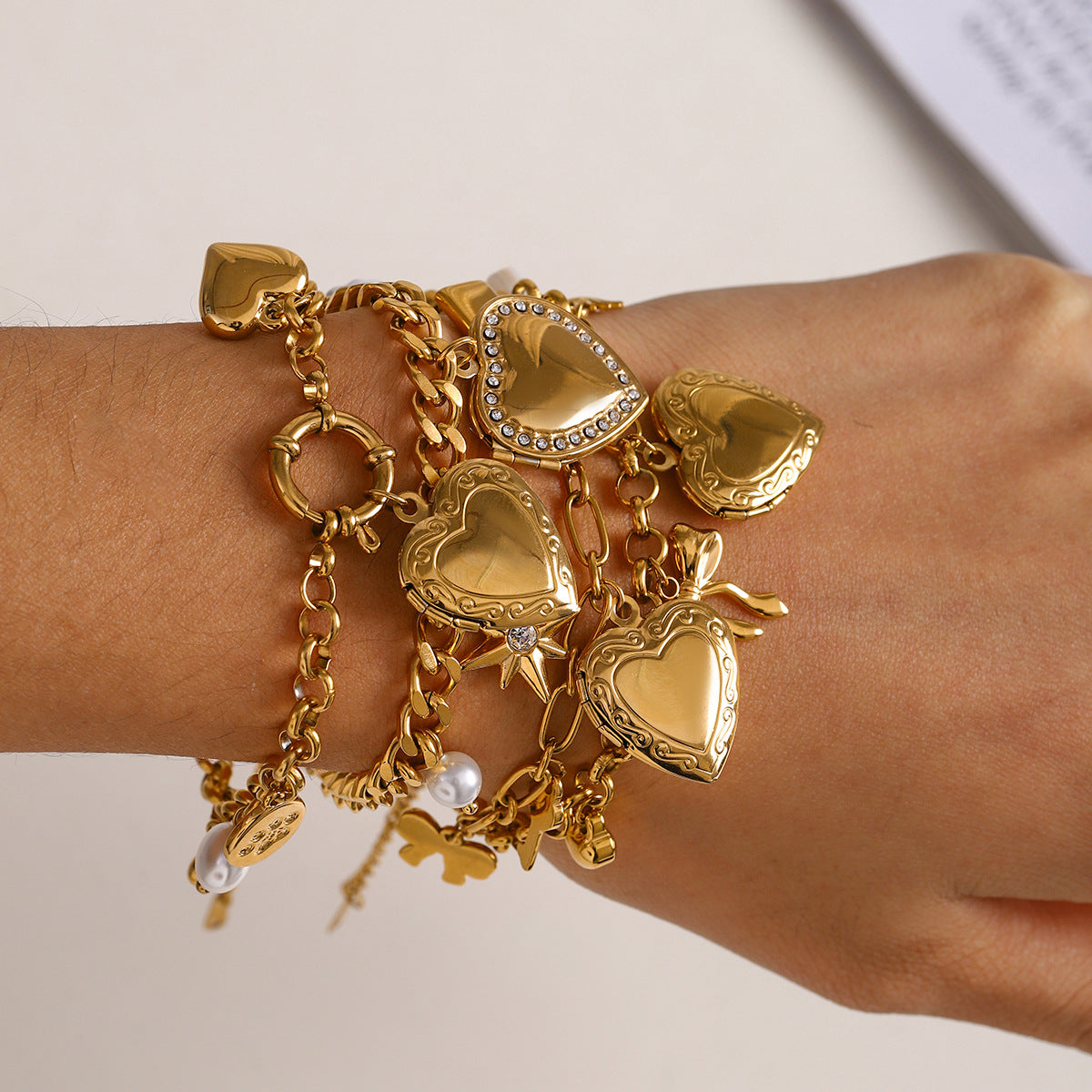 Love Chain Bracelet Fashion Titanium Steel Pearl Bow Bracelet