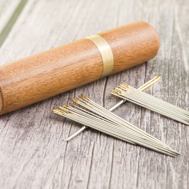 Gift Hand Sewing Golden Tail Needle Ebony Syringe 56ef8e46 1a83 4cc8 a85e bd3c1b6ddcbc