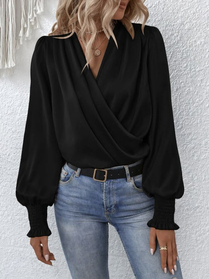 Women's Elegant Women's V-neck Lantern Sleeve Style Solid Color Shirt 58c5a1fd f5f2 412b 8512 dfcda93bb9c9