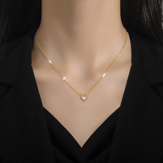 Solstice Heart Gold Necklace 5902a7de 7dfd 461a 9ef2 666f943f2735