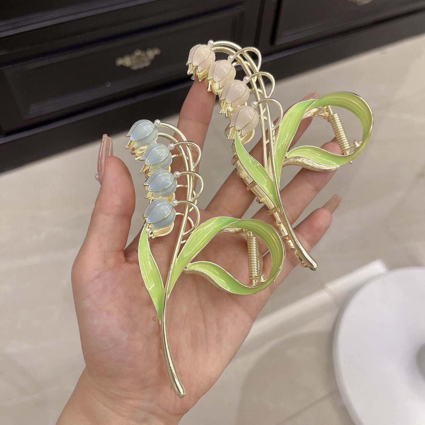 Lily Of The Orchid Simple Versatile Large Women's Zinc Alloy Hair Clip 5a026dc4 6196 4c80 b1e5 37c09d3be7ed