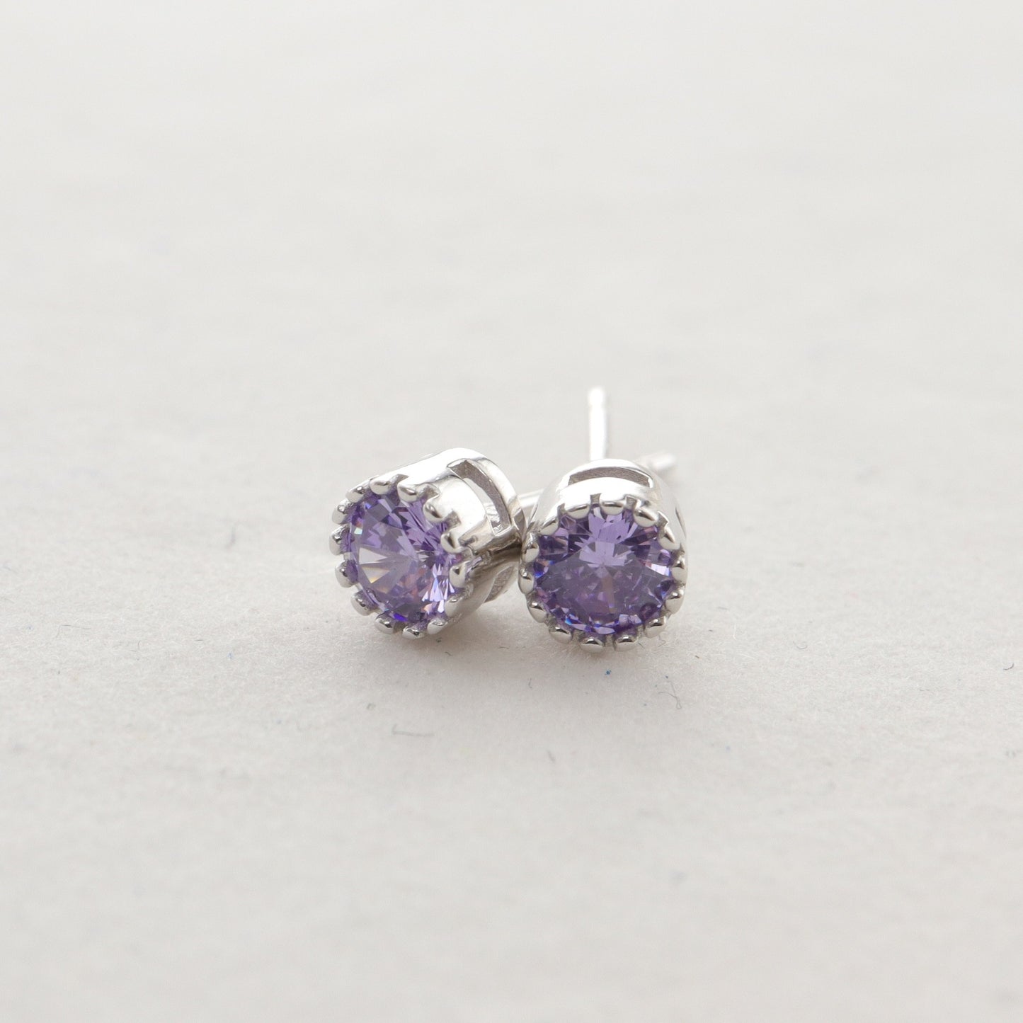 S925 Silver Multi-color Diamond Stud Earrings Single Rhinestone Earrings 5b9556c1 065b 4a03 9819 cba2f98bb281