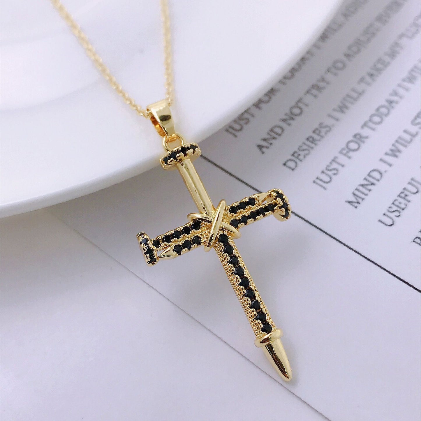 14K Gold Personality Hip Hop Clavicle Chain Nail Cross Necklace Pendant - HD Wireless Product #5