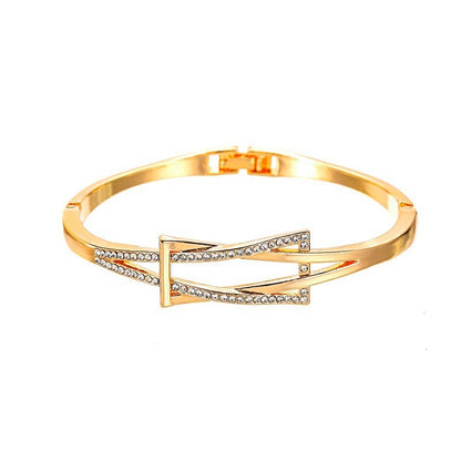 Simple Temperament Alloy Love Heart Fashion Accessories Get Girlfriends Birthday Gift Free 5c0288ff ac81 4bba a3e9 6d8ca636da
