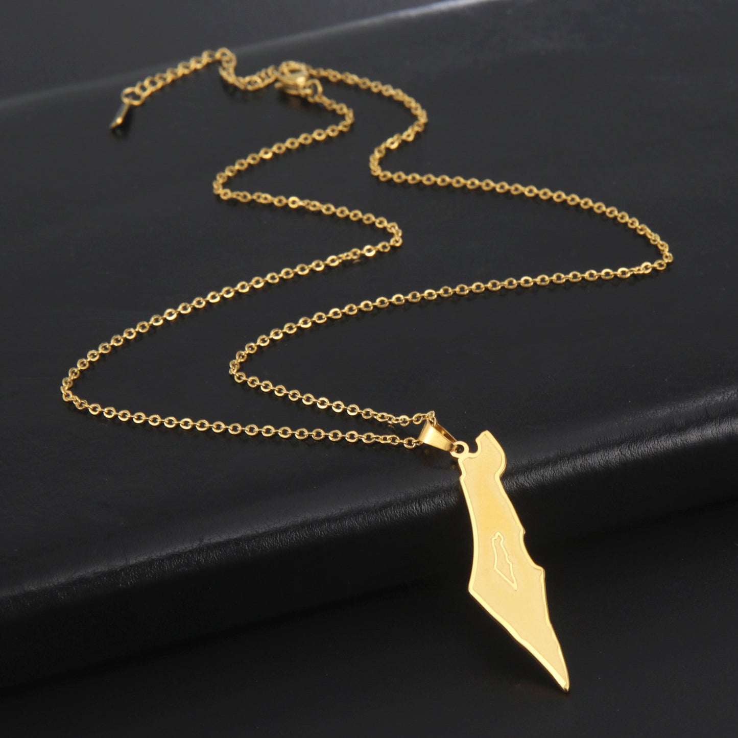 European And American National Style Solid Hollow Pattern Pendant Ornaments Accessories 5cc1bcdf 6d90 4408 9a9b ffa99847479e