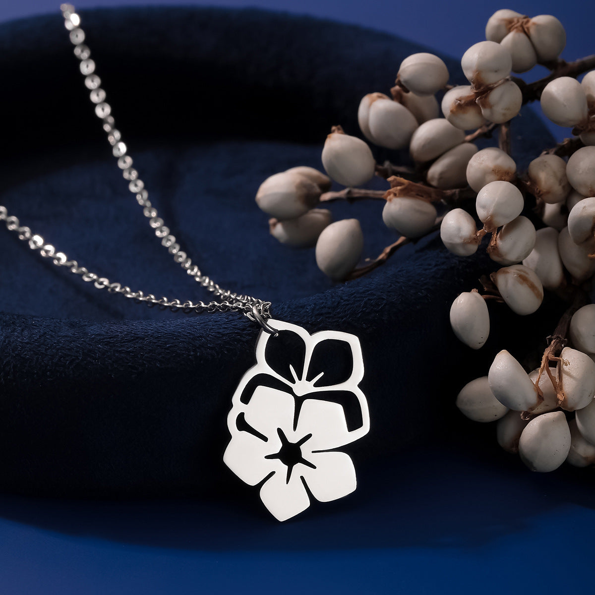 Fashion Creative Punk Flower Necklace 5df8509f bb4c 454f 86e2 4f15b36dbcf4