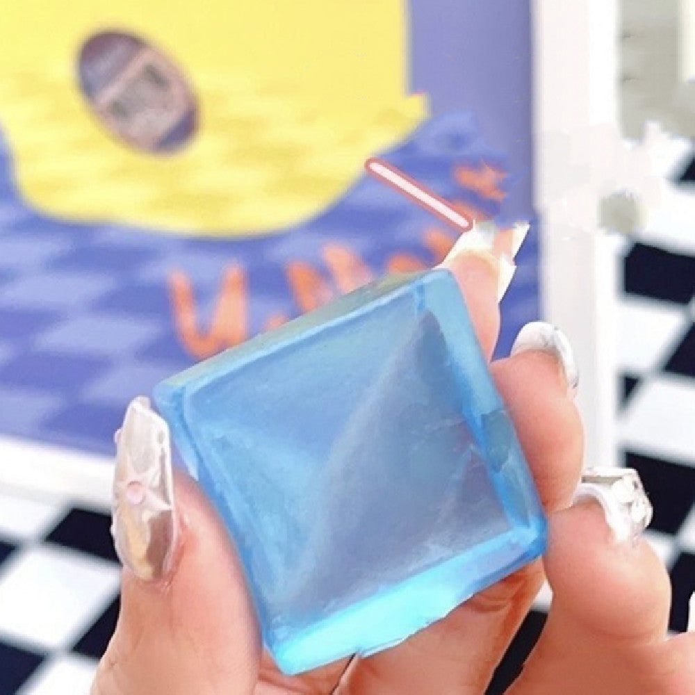 Decompression Ice Cube Squeezing Toy Vent Sea Salt 5e7e19c5 faba 47a2 8d7b 8874173716c2