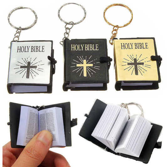 Mini English HOLY BIBLE Key Chains Real Paper Readable Bible Christian Keyrings Car Key Chains Bag Ornaments Religious Jewelr